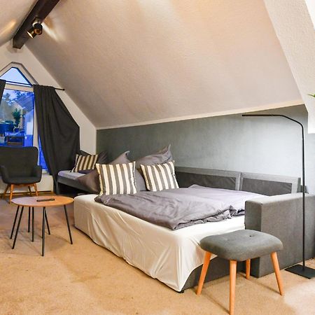 Grosses Spree Apartment, 3 Schlafzimmer Bis 10 Personen, 4X Kfz Parkplatz, Terrasse, Waschtrockner, Wlan, Netflix Chociebuż Zewnętrze zdjęcie