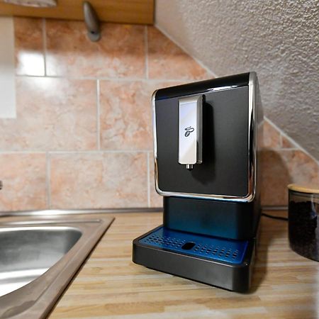 Grosses Spree Apartment, 3 Schlafzimmer Bis 10 Personen, 4X Kfz Parkplatz, Terrasse, Waschtrockner, Wlan, Netflix Chociebuż Zewnętrze zdjęcie