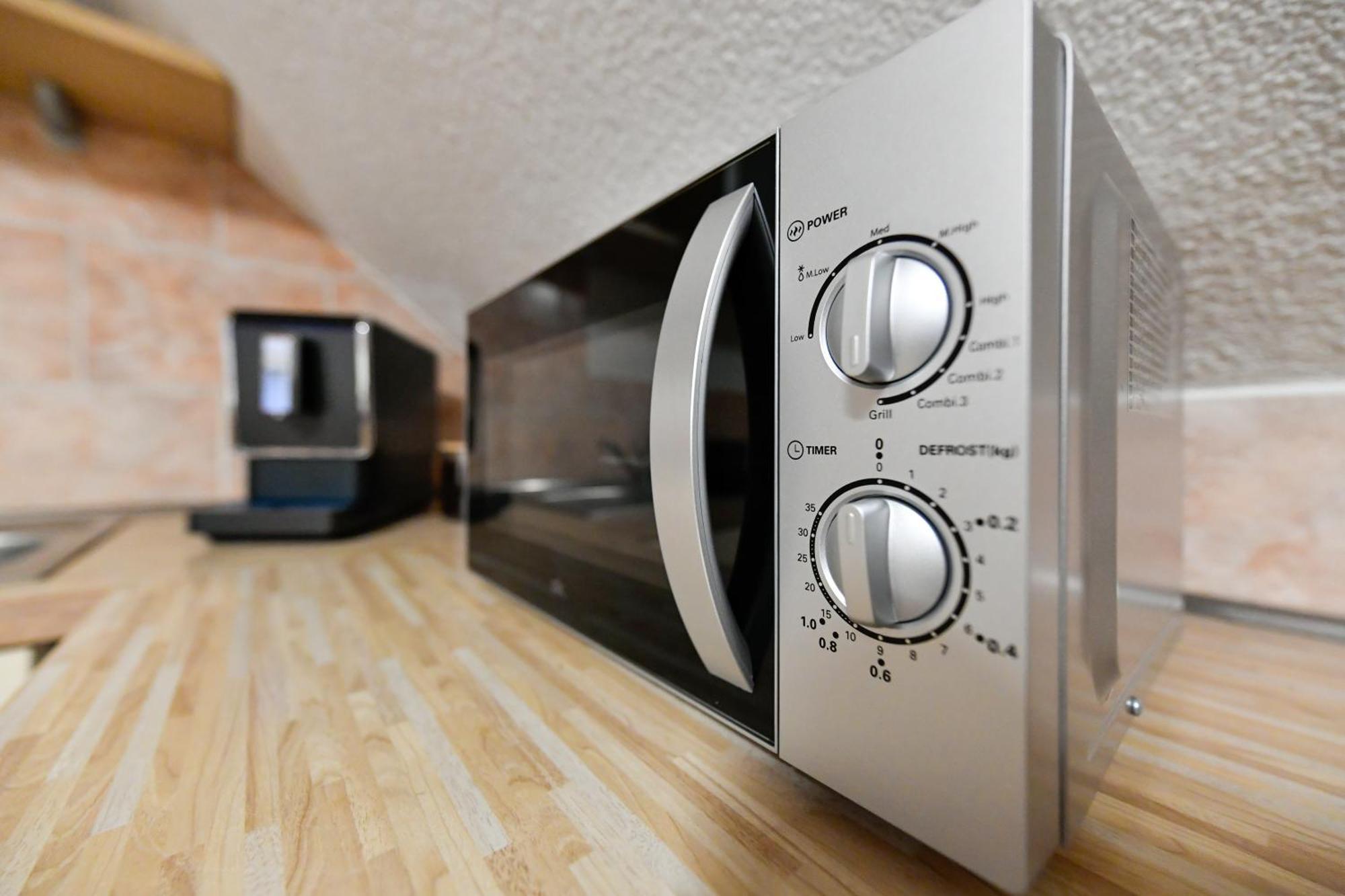 Grosses Spree Apartment, 3 Schlafzimmer Bis 10 Personen, 4X Kfz Parkplatz, Terrasse, Waschtrockner, Wlan, Netflix Chociebuż Zewnętrze zdjęcie
