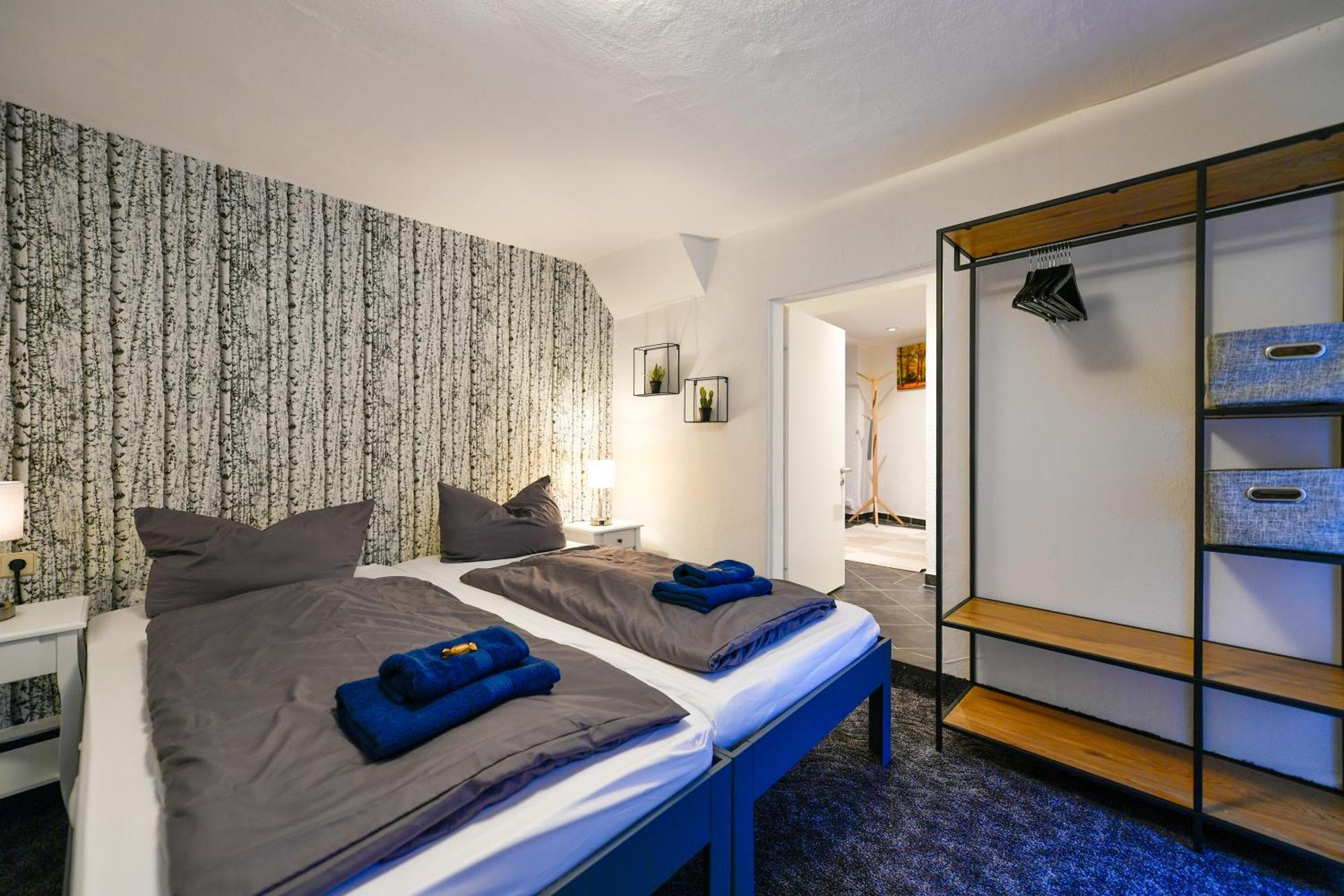Grosses Spree Apartment, 3 Schlafzimmer Bis 10 Personen, 4X Kfz Parkplatz, Terrasse, Waschtrockner, Wlan, Netflix Chociebuż Zewnętrze zdjęcie